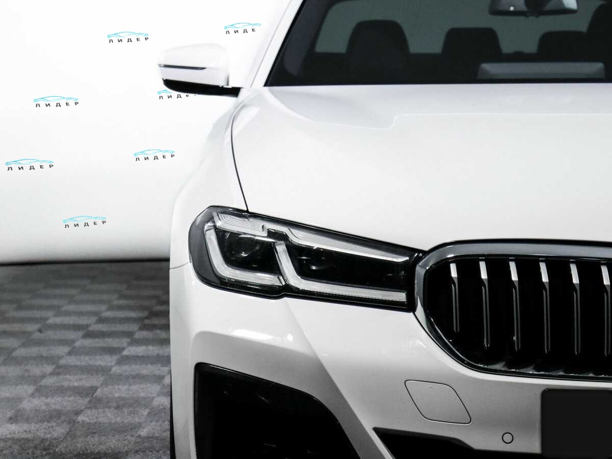 Б/У БМВ 5 серии 2021 года. Фото: #17