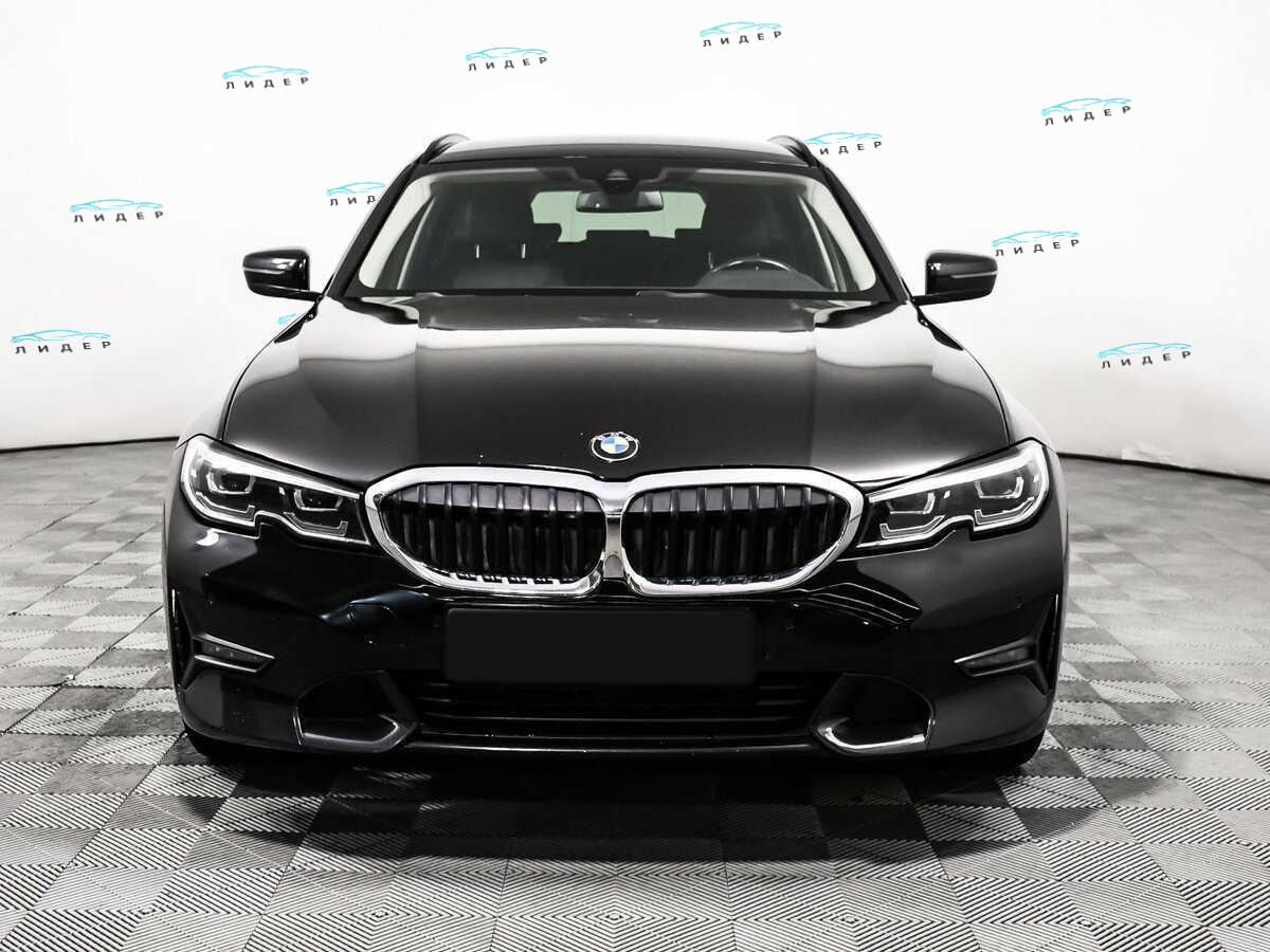 Б/У БМВ 3 серии 2020 года. Фото: #1