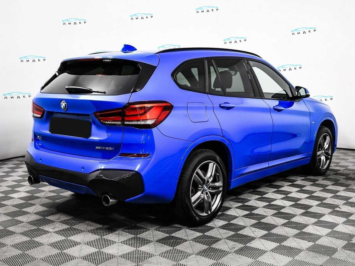 Б/У БМВ Икс1 2021 года. Фото: #4