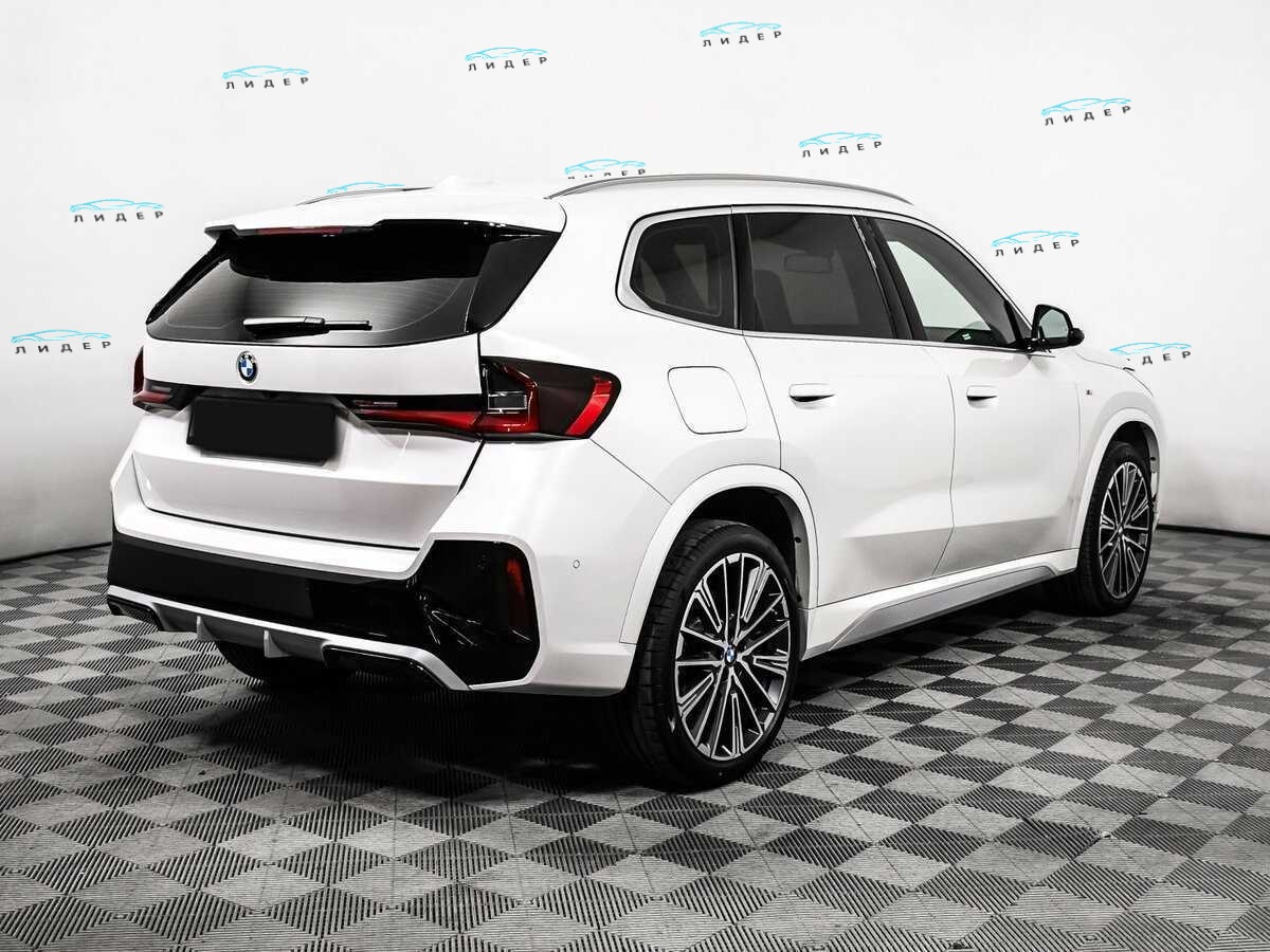 Б/У БМВ Икс1 2024 года. Фото: #4