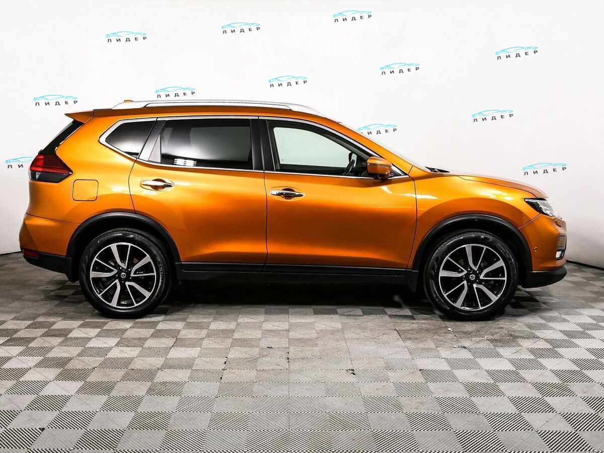 Б/У Ниссан Икс-Трейл 2020 года. Фото: #3