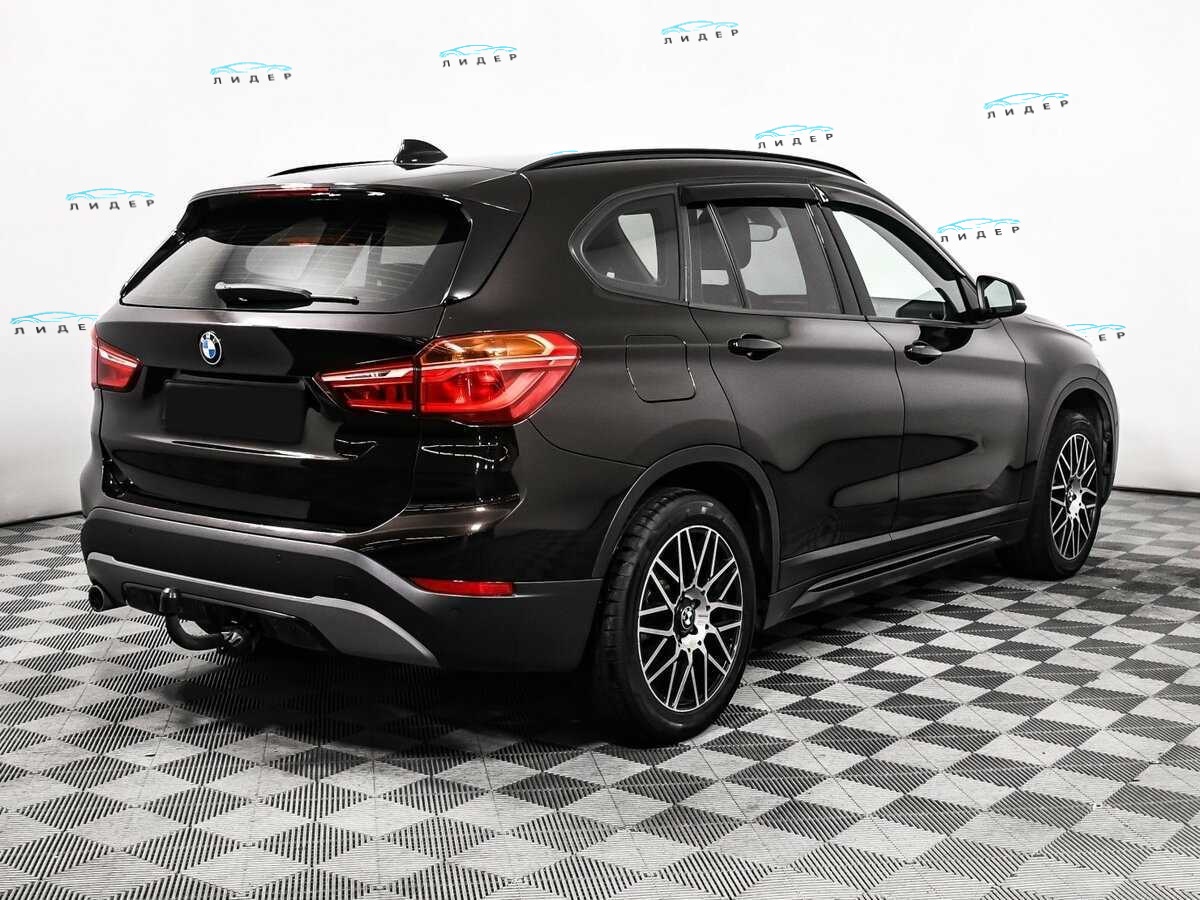 Б/У БМВ Икс1 2017 года. Фото: #4