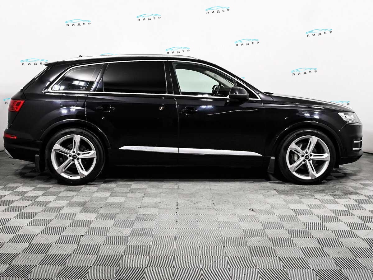 Б/У Ауди К7 2018 года. Фото: #3