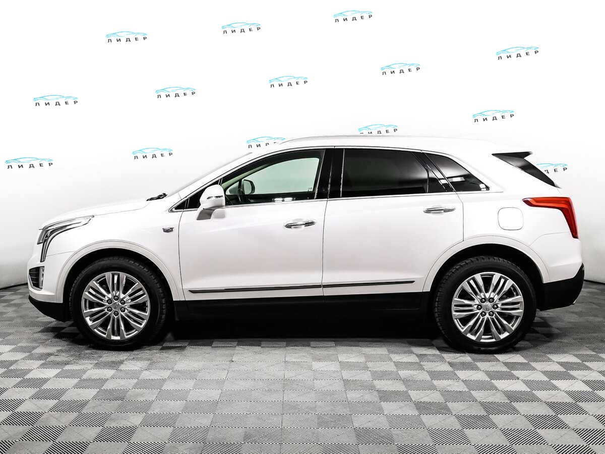 Б/У Кадиллак ИксТ5 2016 года. Фото: #7