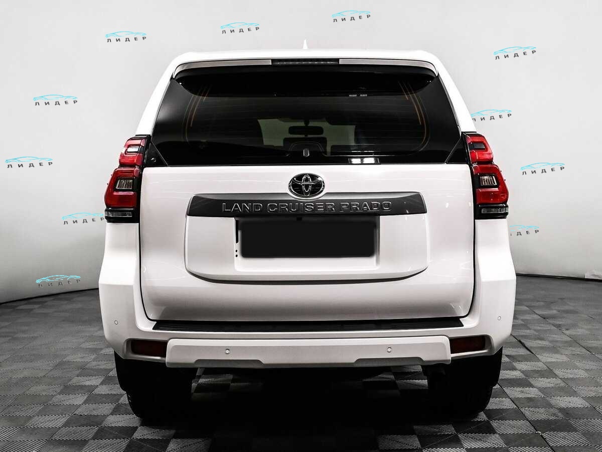 Б/У Тойота Лэнд Крузер Прадо 2018 года. Фото: #5