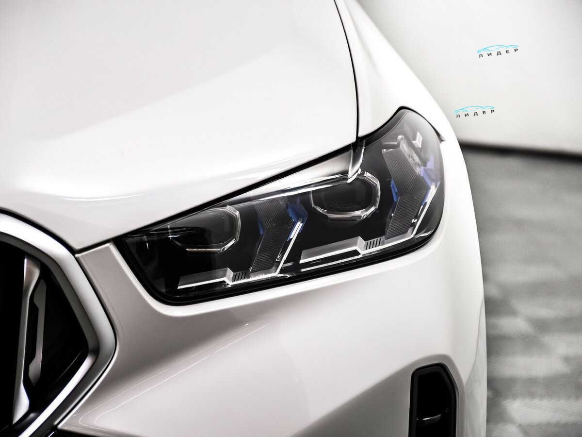 Б/У БМВ Икс6 2023 года. Фото: #17