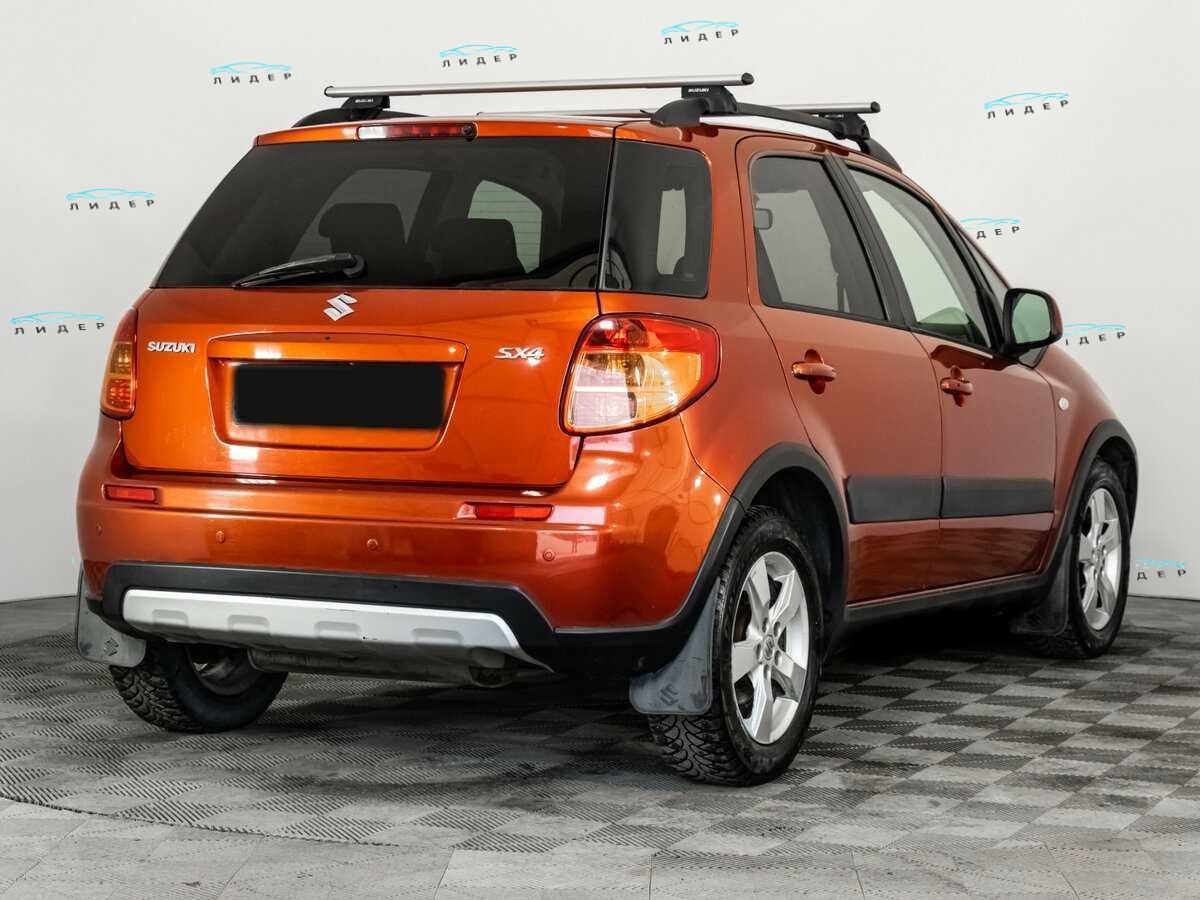 Б/У Сузуки С-Икс4 2011 года. Фото: #3