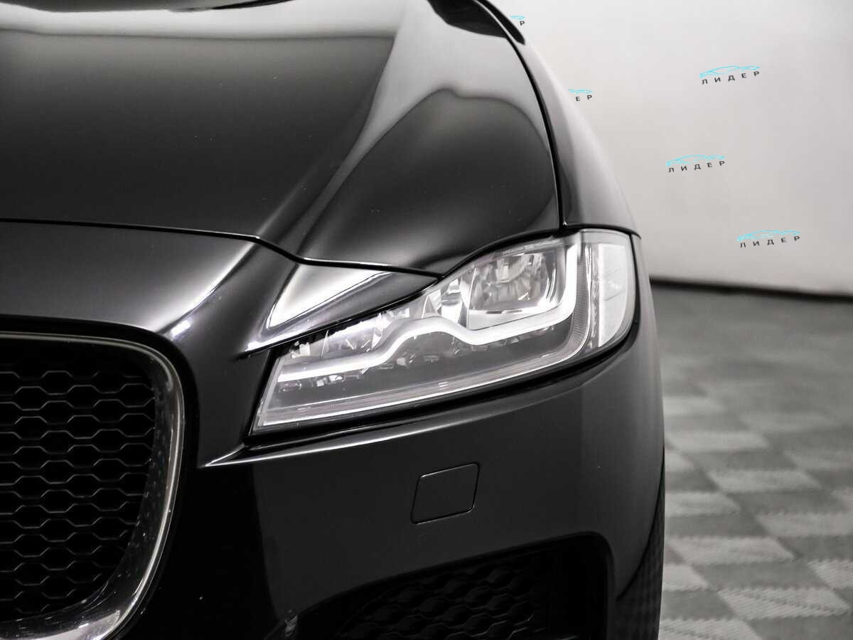 Б/У Ягуар Ф-Пэйс 2016 года. Фото: #14