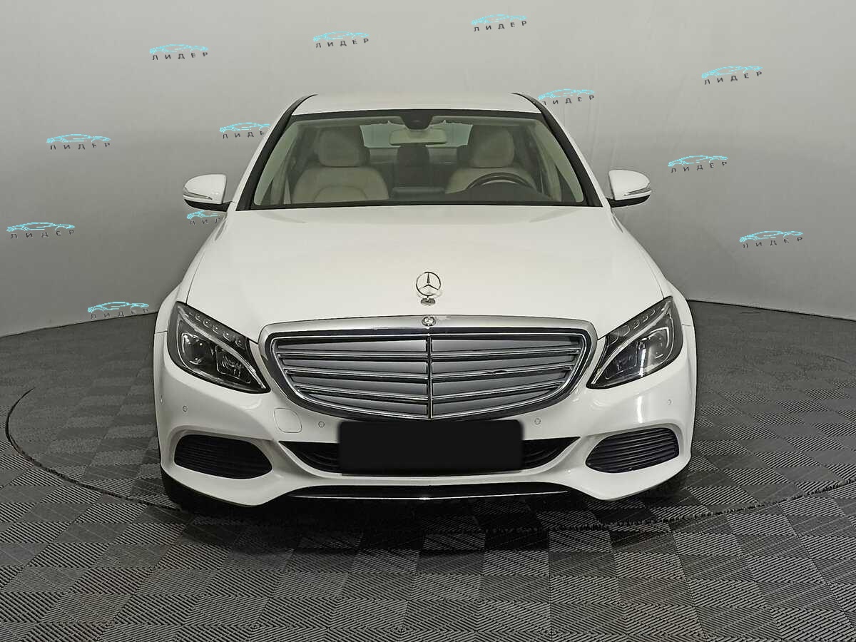 Б/У Мерседес-Бенц Ц-Класс 2014 года. Фото: #1