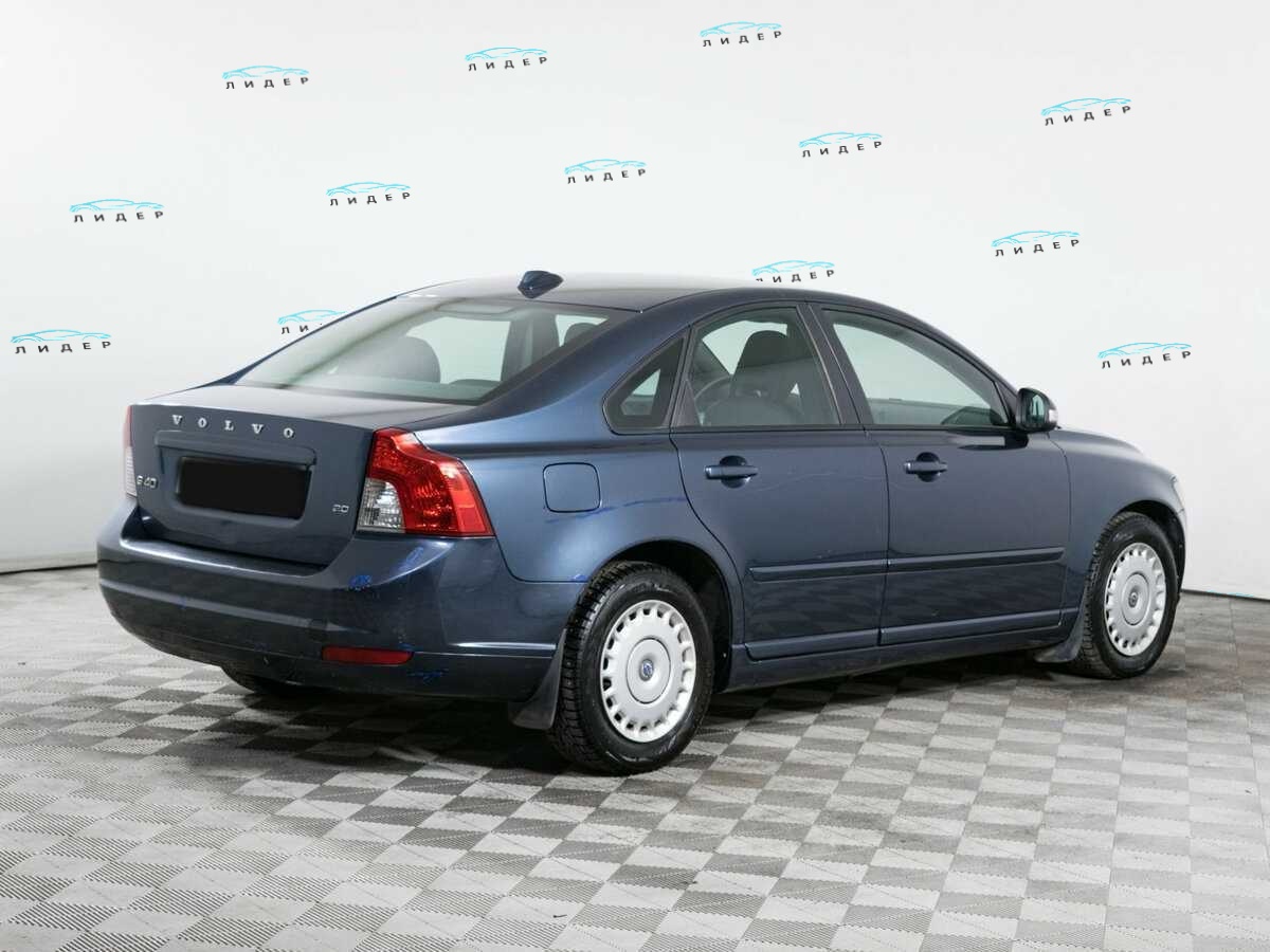 Б/У Вольво С40 2011 года. Фото: #3