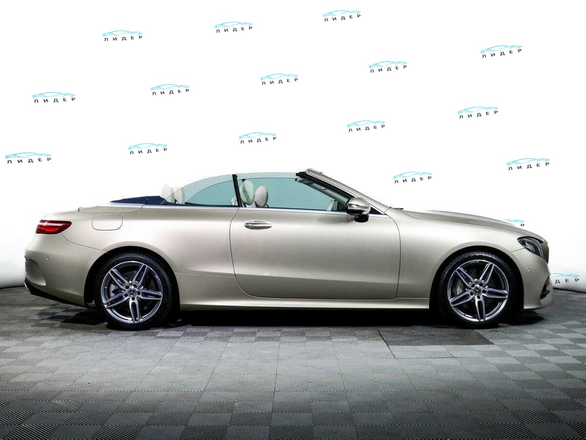 Б/У Мерседес-Бенц Е-Класс 2019 года. Фото: #3