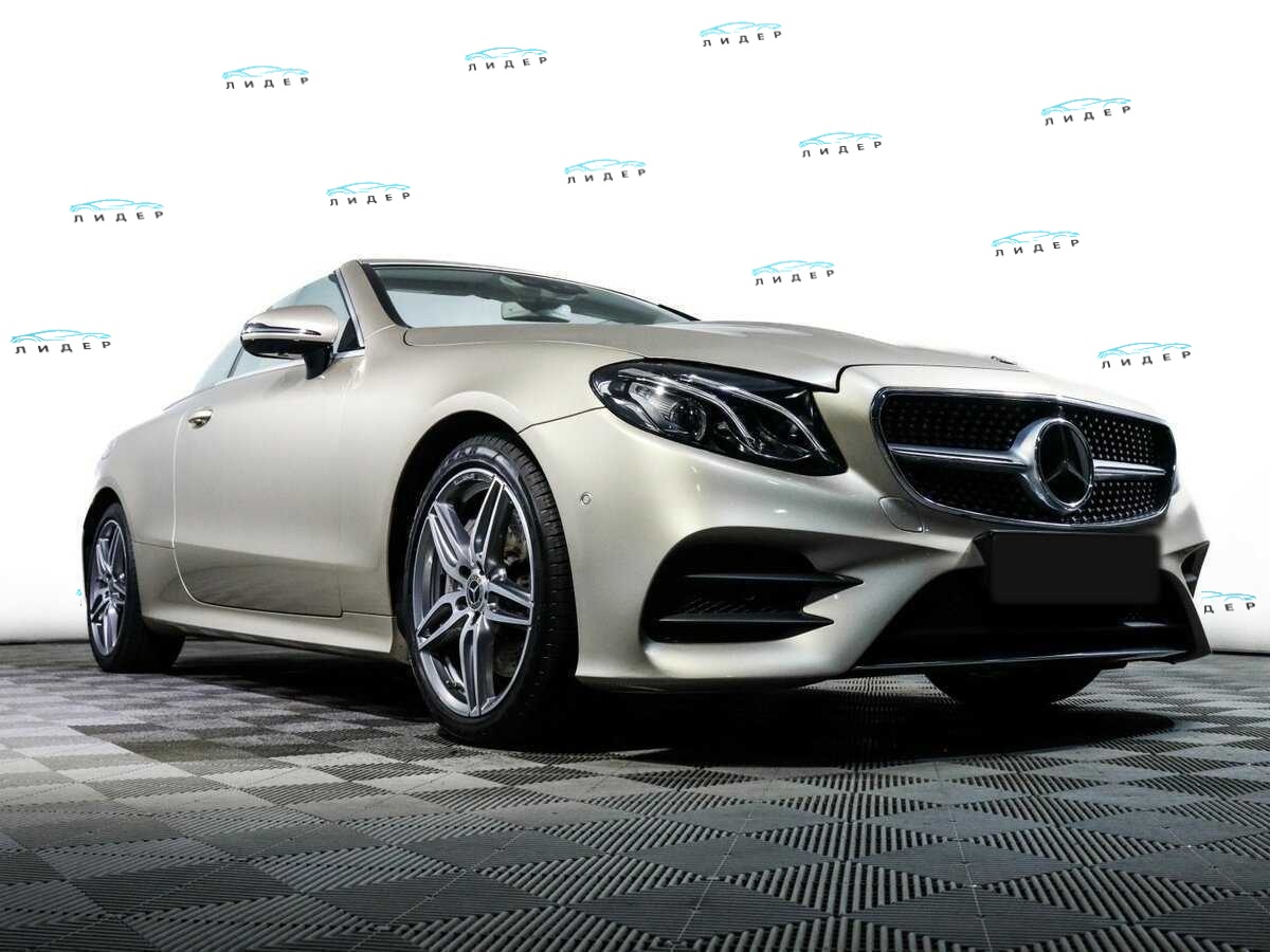 Б/У Мерседес-Бенц Е-Класс 2019 года. Фото: #18