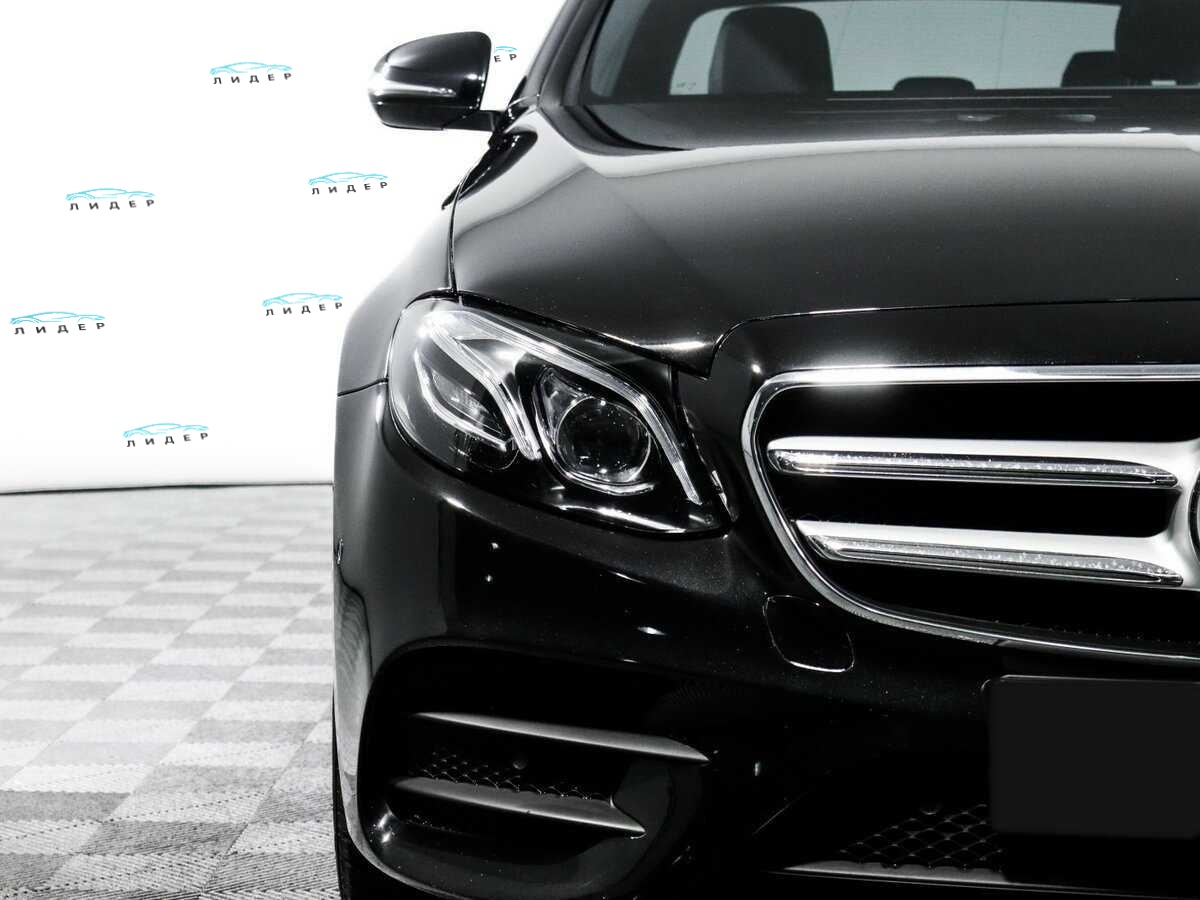 Б/У Мерседес-Бенц Е-Класс 2018 года. Фото: #14