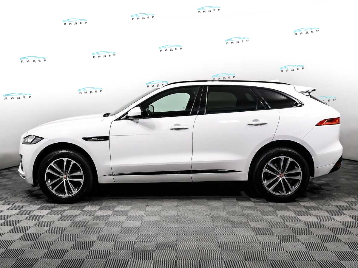 Б/У Ягуар Ф-Пэйс 2018 года. Фото: #7