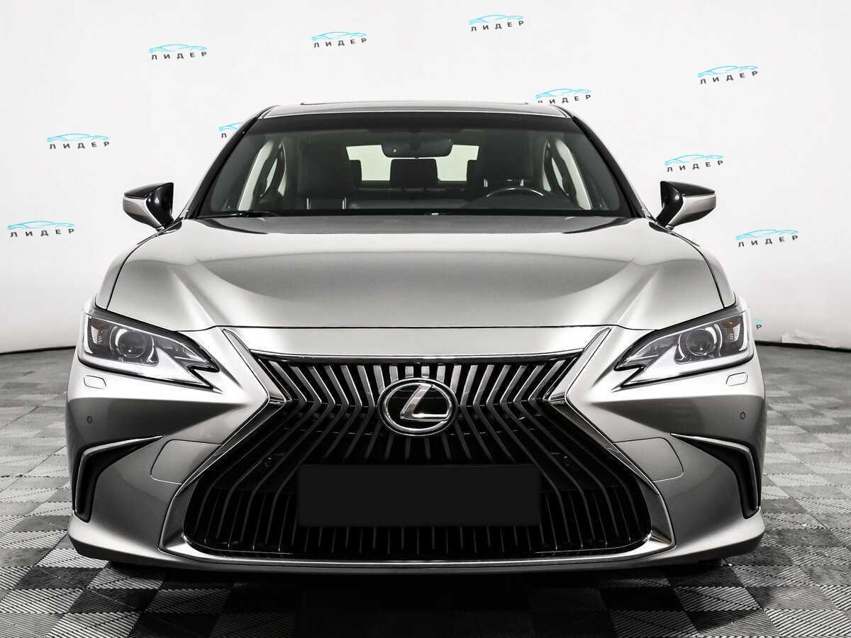 Б/У Лексус ЕС 2019 года. Фото: #1