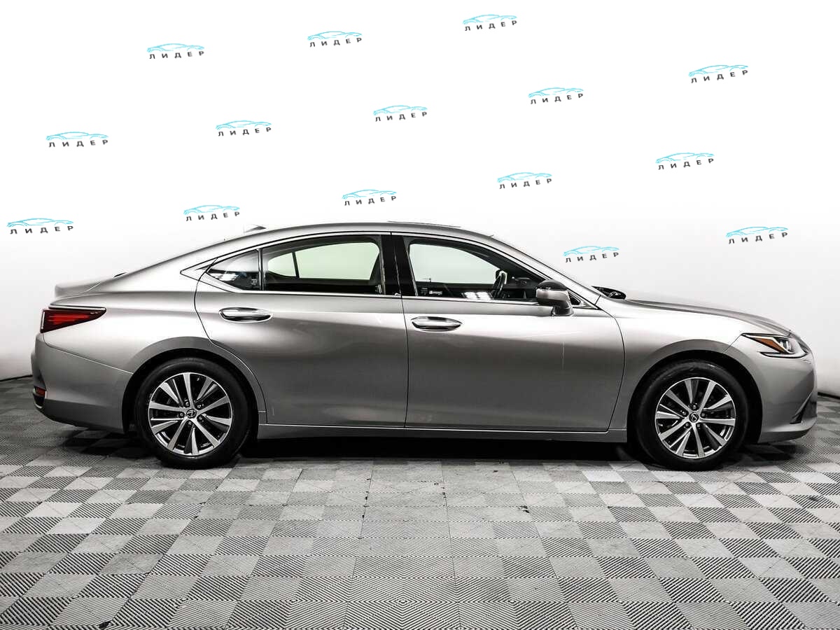Б/У Лексус ЕС 2019 года. Фото: #3
