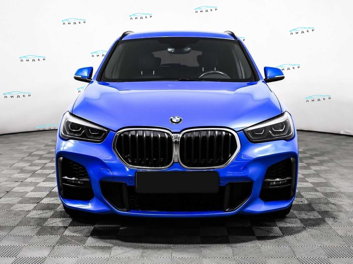 Б/У БМВ Икс1 2020 года. Фото: #1