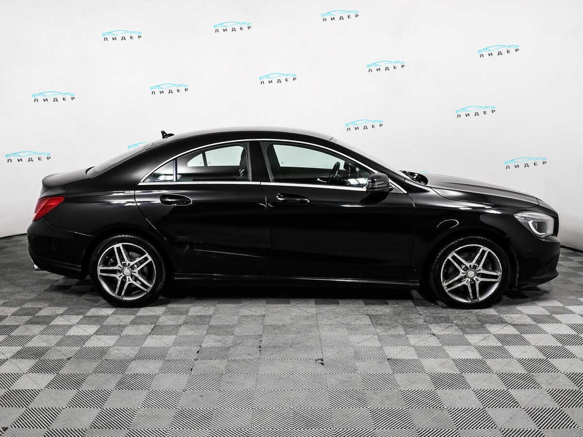 Б/У Мерседес-Бенц КЛА 2015 года. Фото: #3