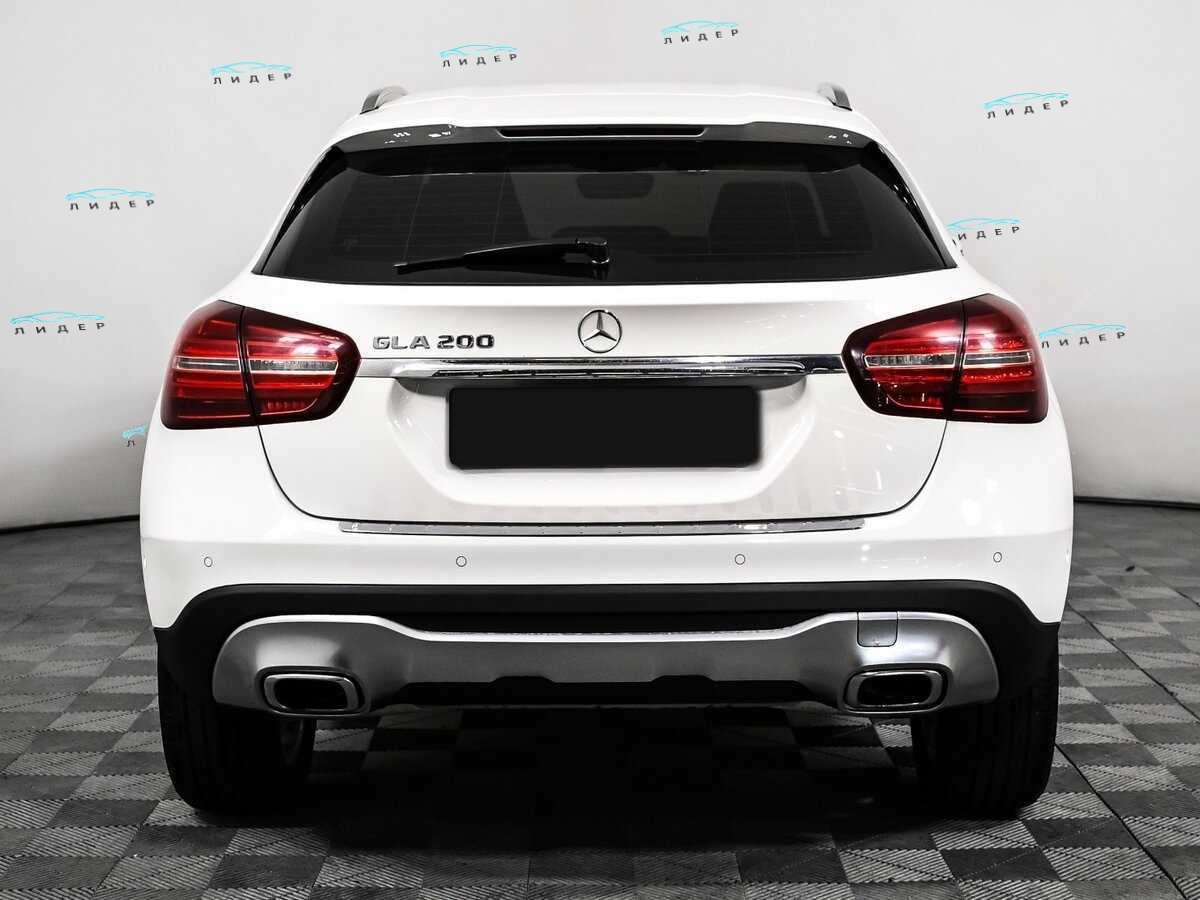 Б/У Мерседес-Бенц ГЛА 2018 года. Фото: #5