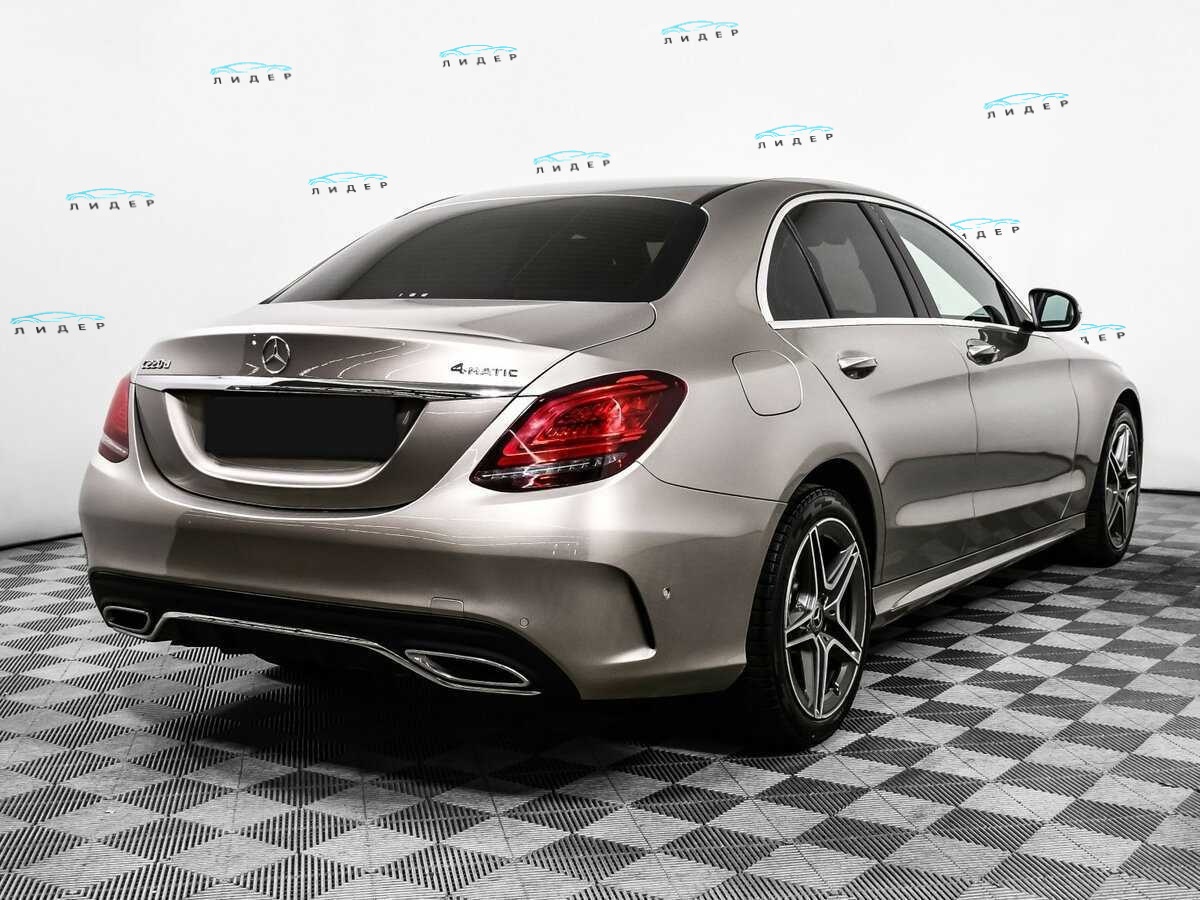 Б/У Мерседес-Бенц Ц-Класс 2018 года. Фото: #4