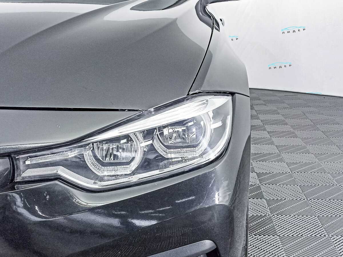 Б/У БМВ 3 серии 2018 года. Фото: #14