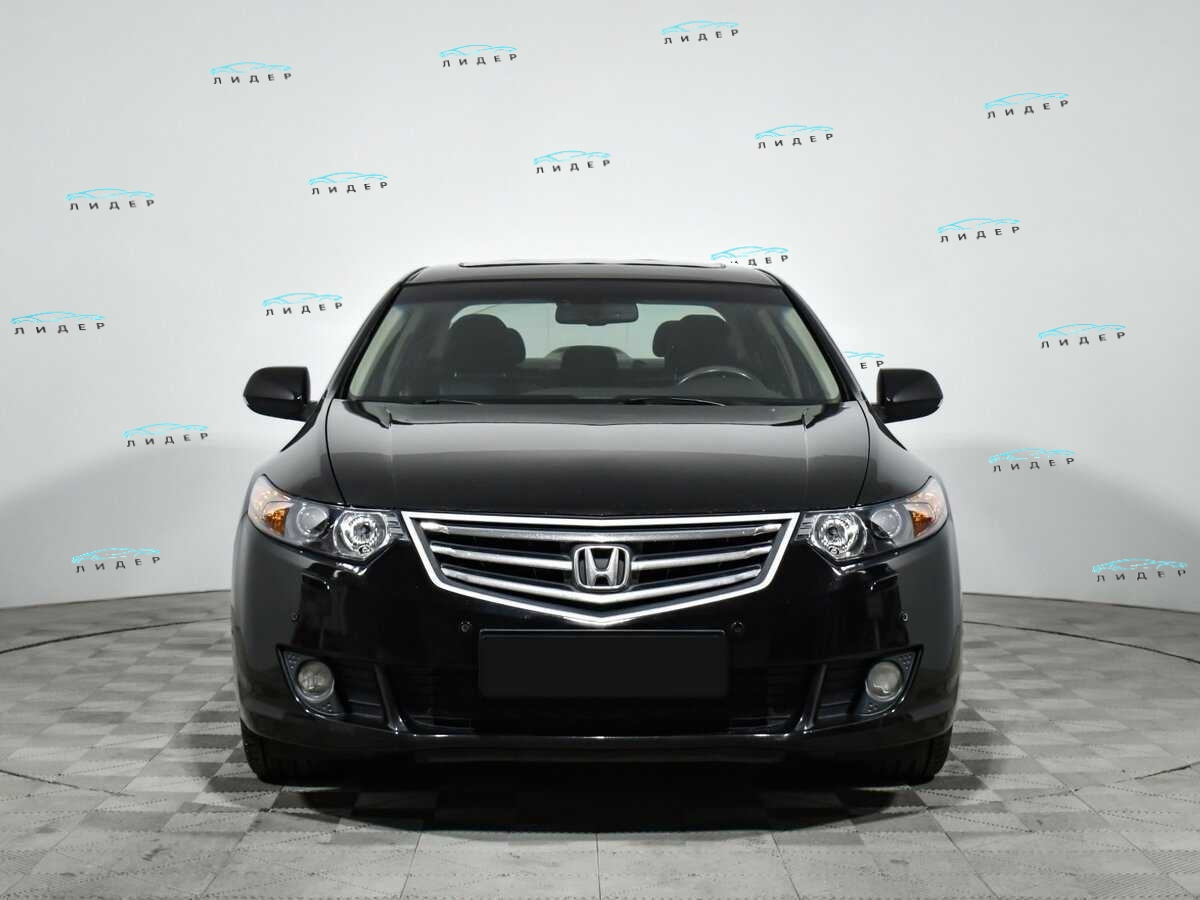 Б/У Хонда Аккорд 2008 года. Фото: #1