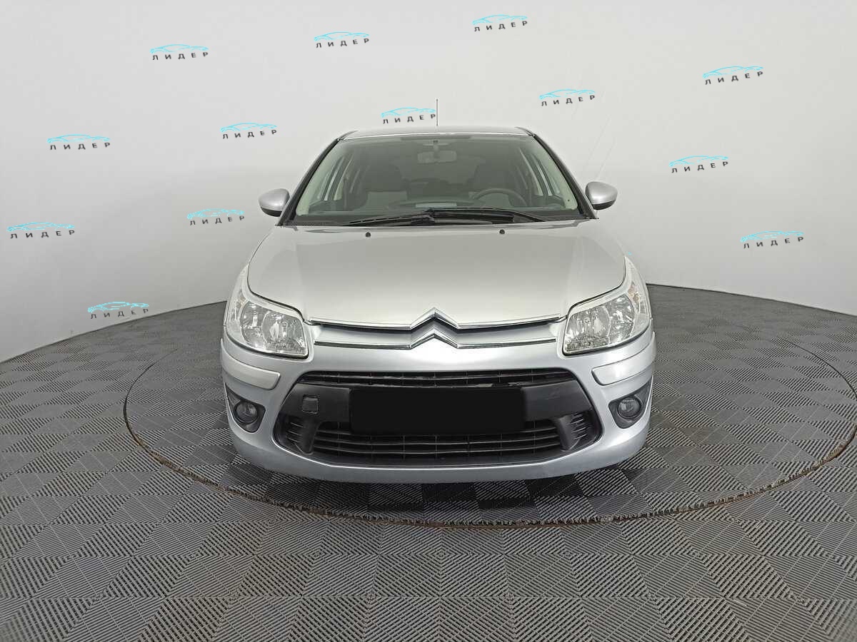 Б/У Ситроен Ц4 2010 года. Фото: #1