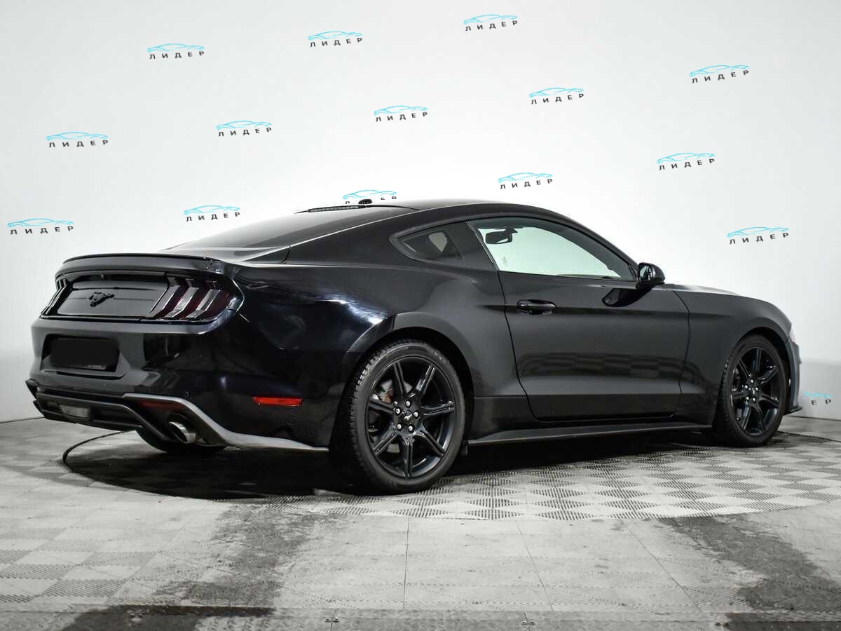 Б/У Форд Мустанг 2019 года. Фото: #3