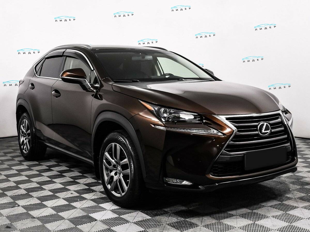 Б/У Лексус Н-Икс 2016 года. Фото: #2
