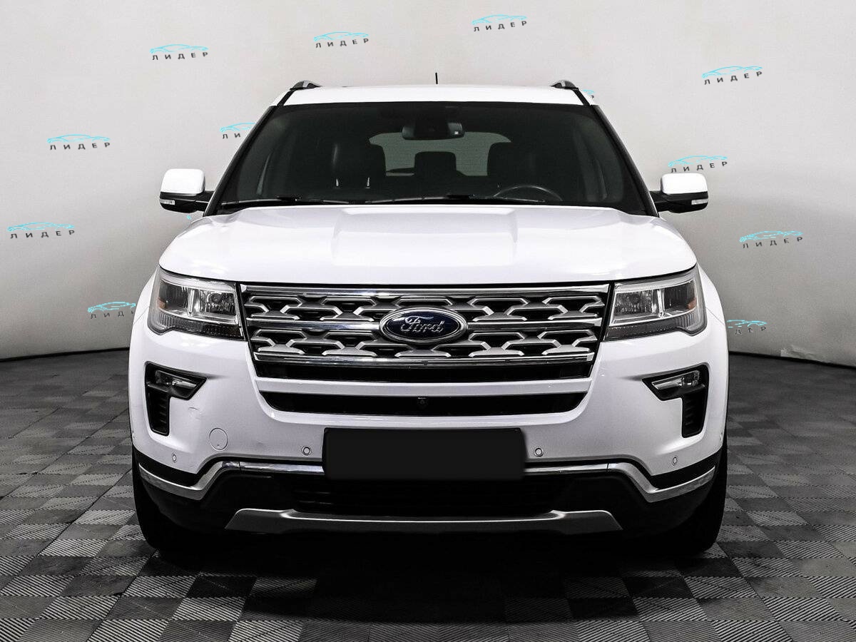 Б/У Форд Експлорер 2019 года. Фото: #1