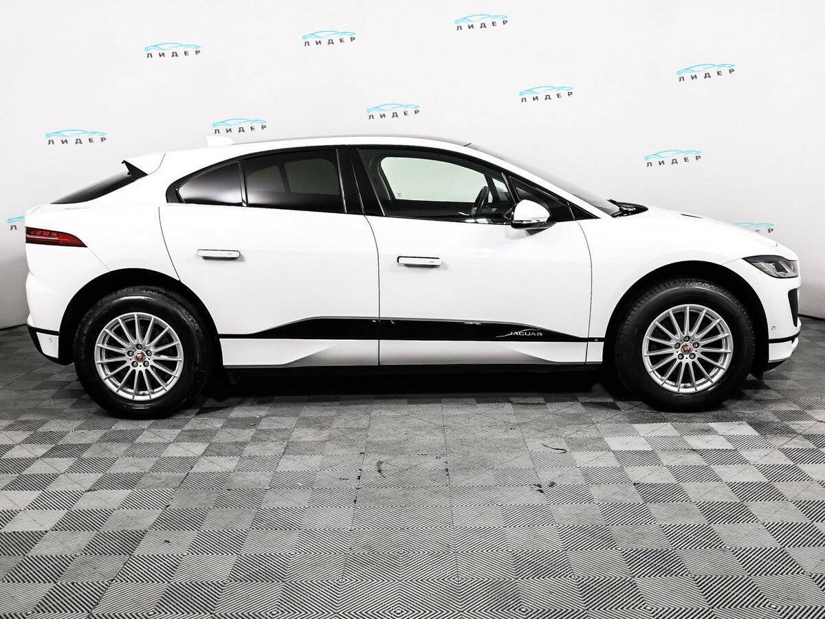 Б/У Ягуар Ай-Пэйс 2019 года. Фото: #3