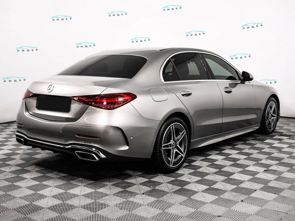 Б/У Мерседес-Бенц Ц-Класс 2021 года. Фото: #4
