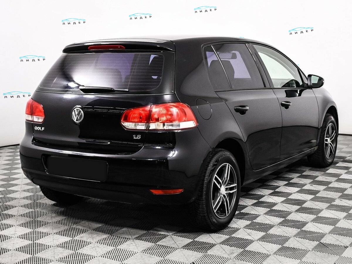Б/У Фольксваген Гольф 2010 года. Фото: #4
