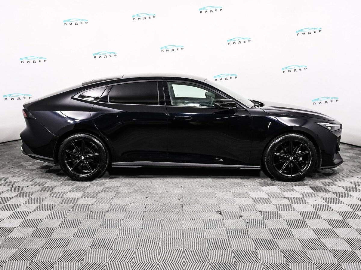 Б/У Чанган УНИ-В 2022 года. Фото: #3