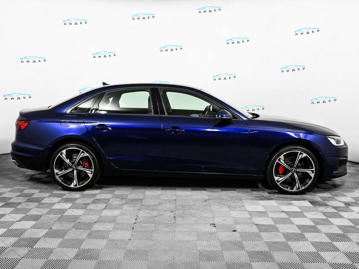 Б/У Ауди А4 2020 года. Фото: #3