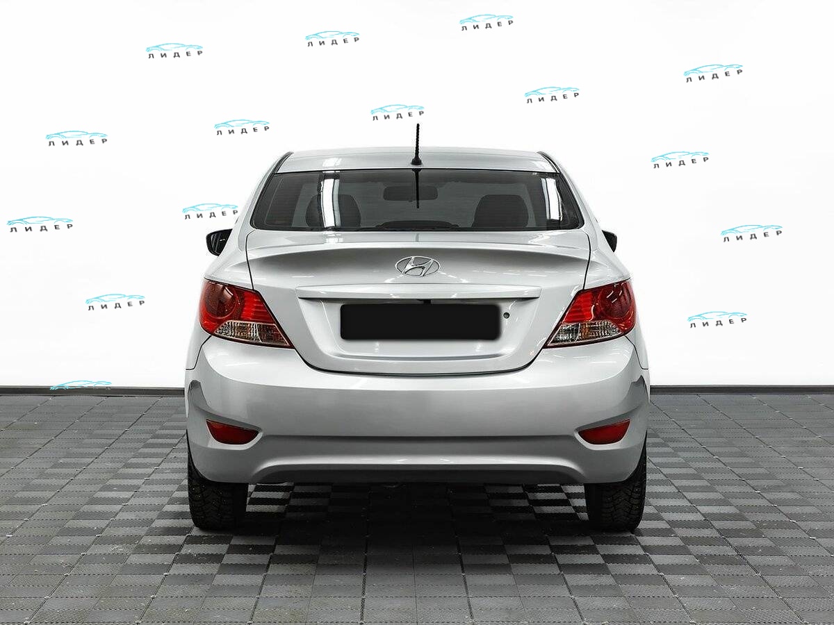 Б/У Хендай Солярис 2011 года. Фото: #4