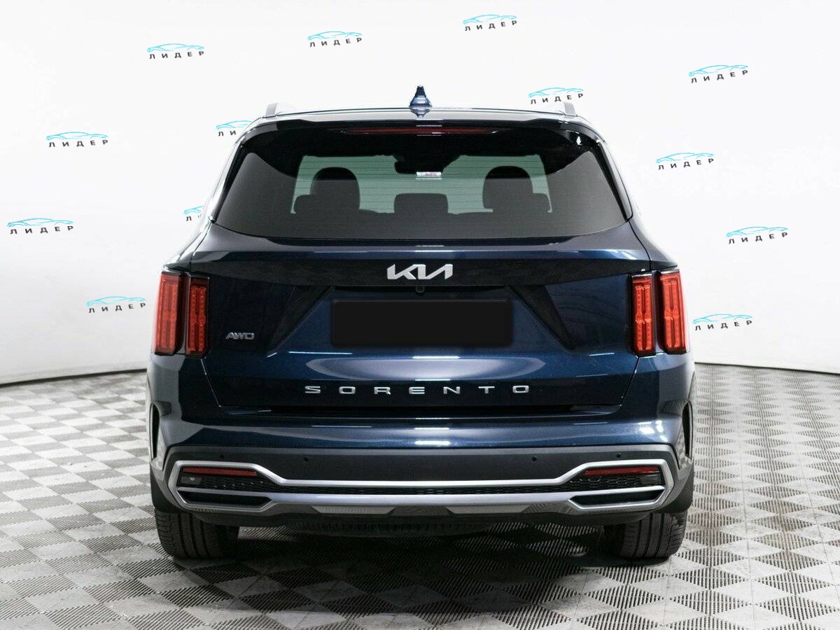Б/У Киа Соренто 2022 года. Фото: #4