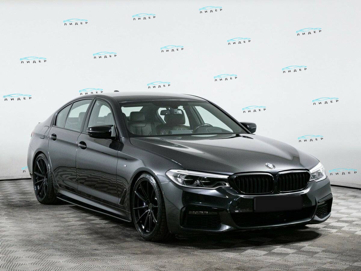 Б/У БМВ 5 серии 2018 года. Фото: #2
