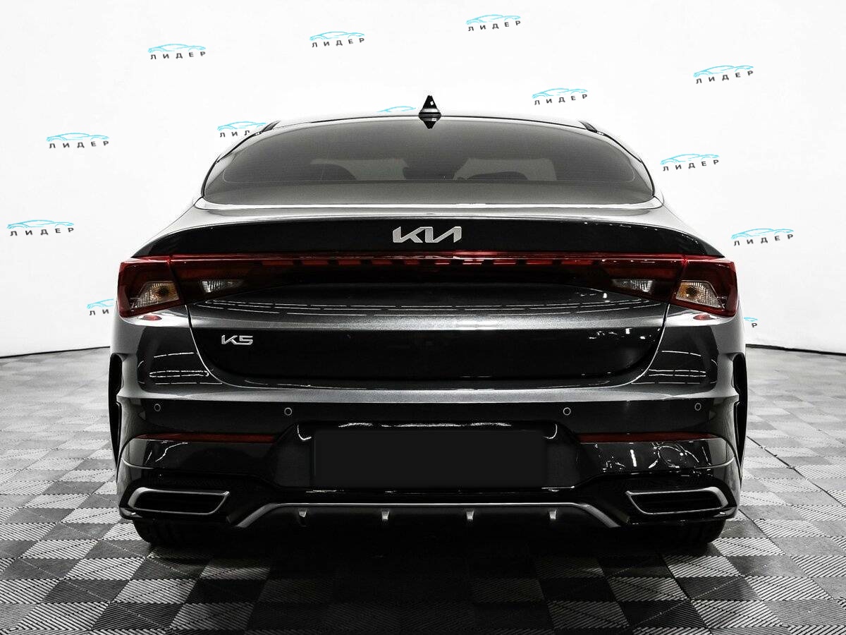 Б/У Киа К5 2023 года. Фото: #5