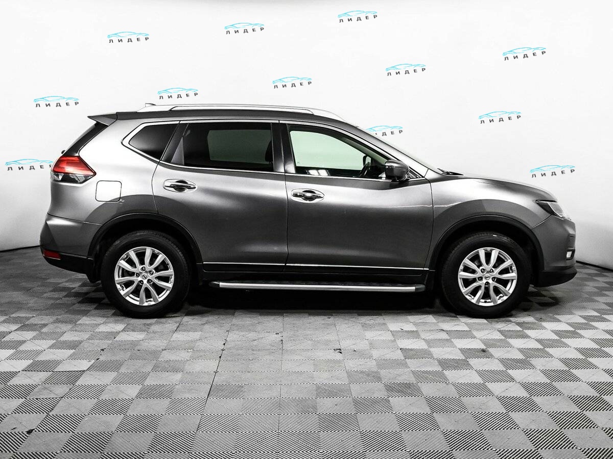 Б/У Ниссан Икс-Трейл 2019 года. Фото: #3