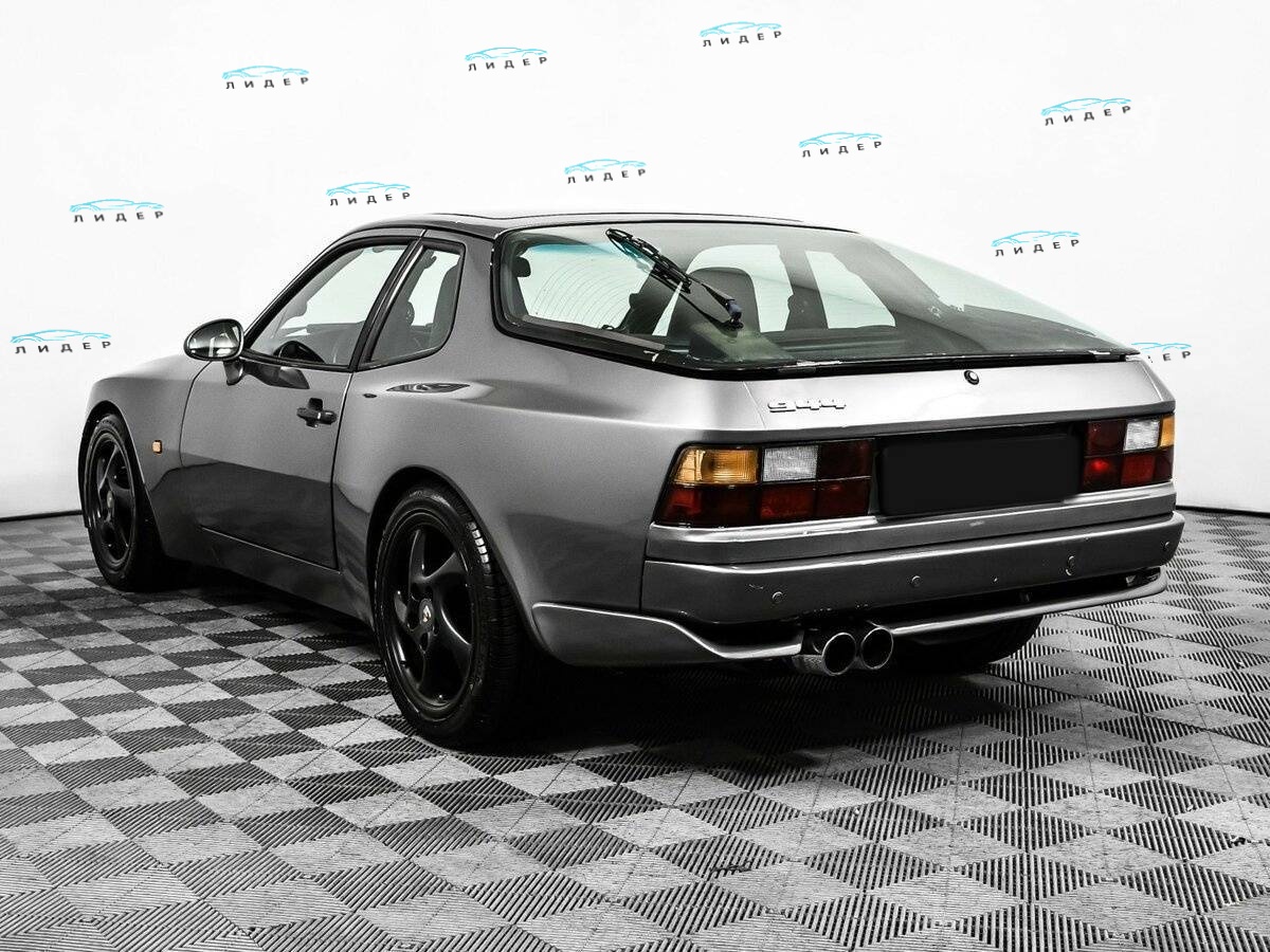 Б/У Порш 944 1986 года. Фото: #6