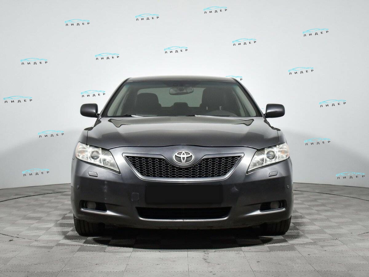Б/У Тойота Камри 2008 года. Фото: #1
