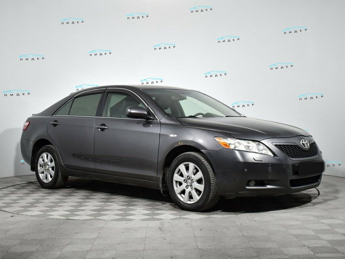 Б/У Тойота Камри 2008 года. Фото: #2