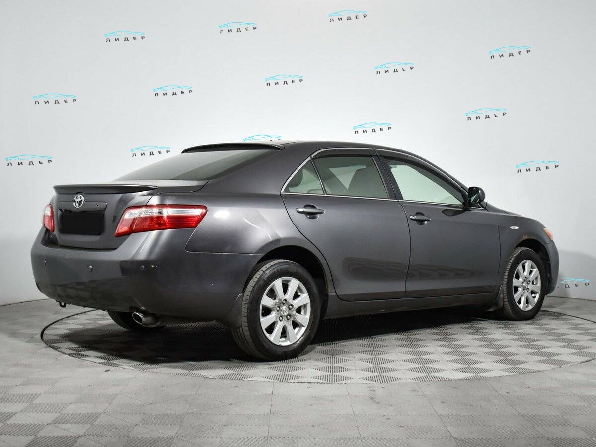 Б/У Тойота Камри 2008 года. Фото: #3