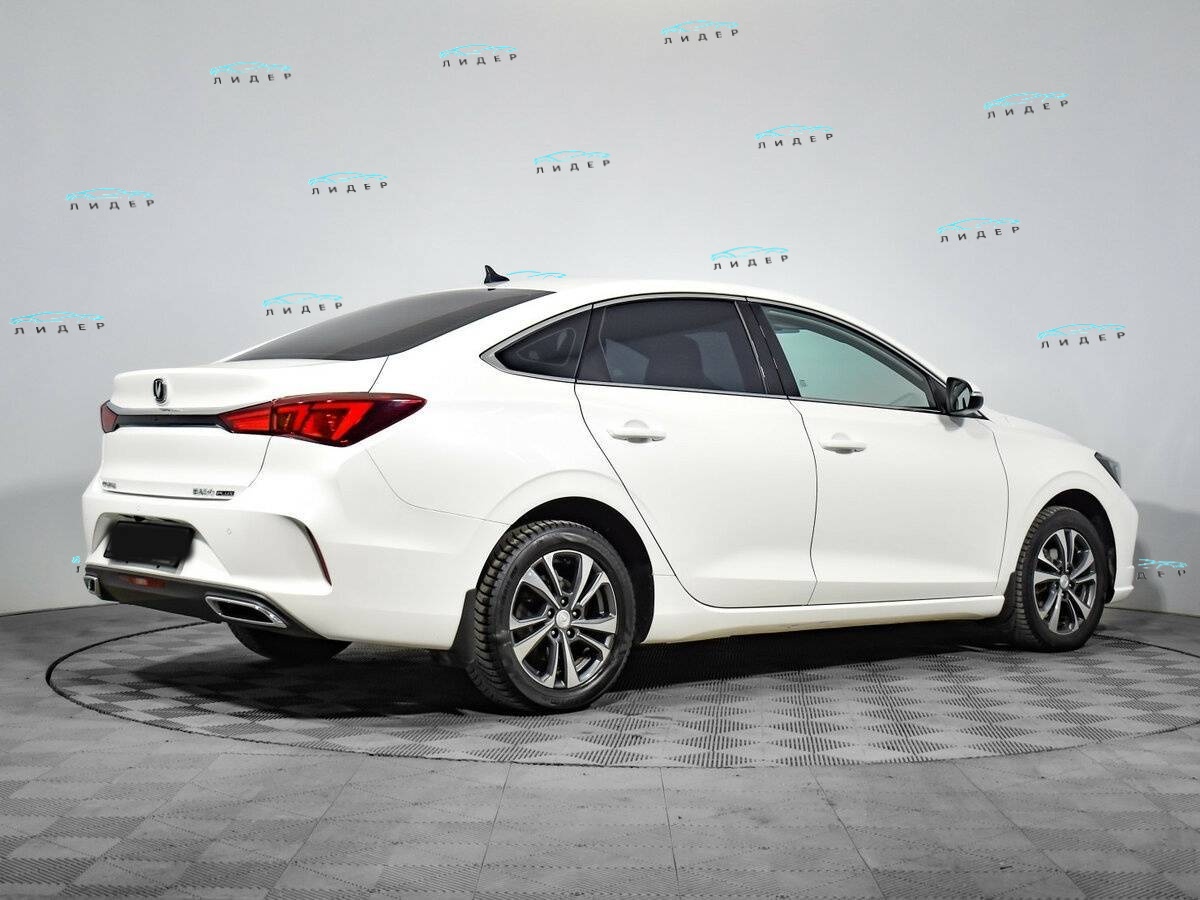 Б/У Чанган Еадо Плюс 2023 года. Фото: #3