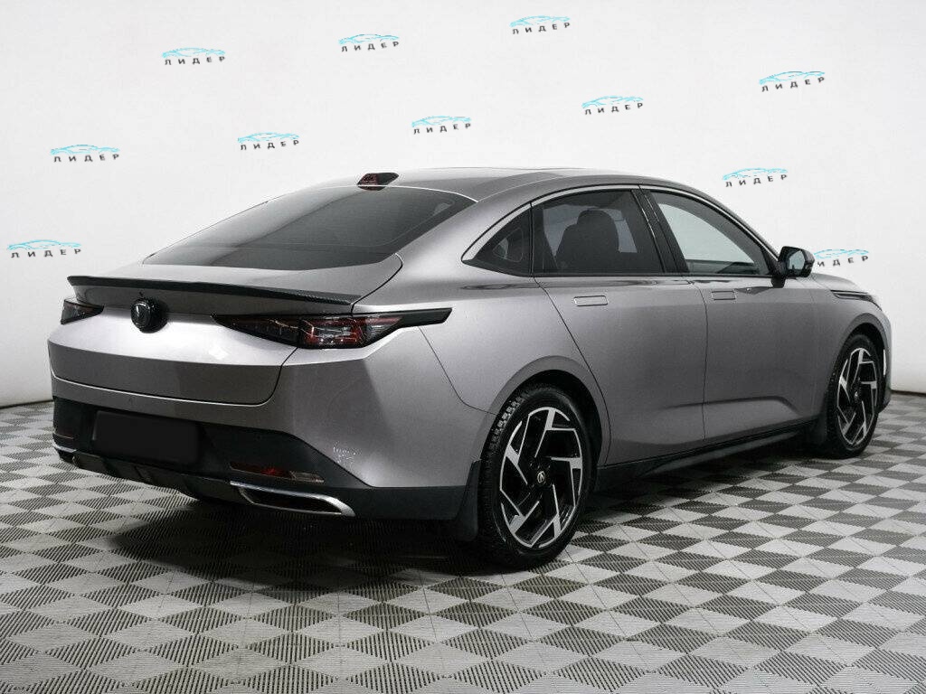 Б/У Чанган Ламур 2023 года. Фото: #4