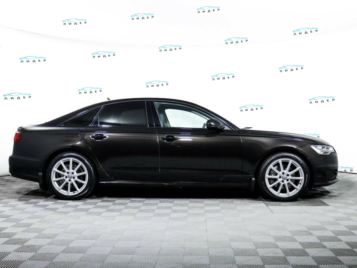 Б/У Ауди А6 2016 года. Фото: #3