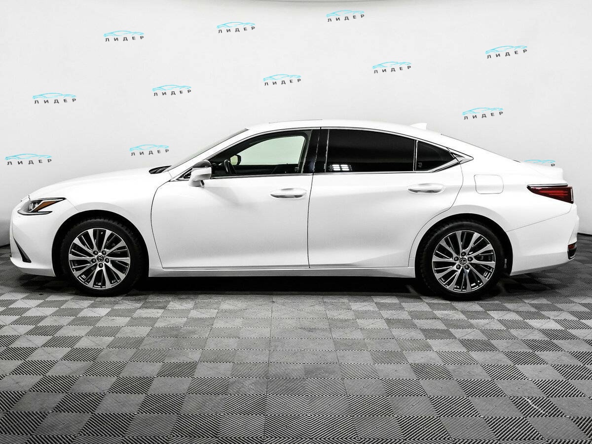 Б/У Лексус ЕС 2021 года. Фото: #7