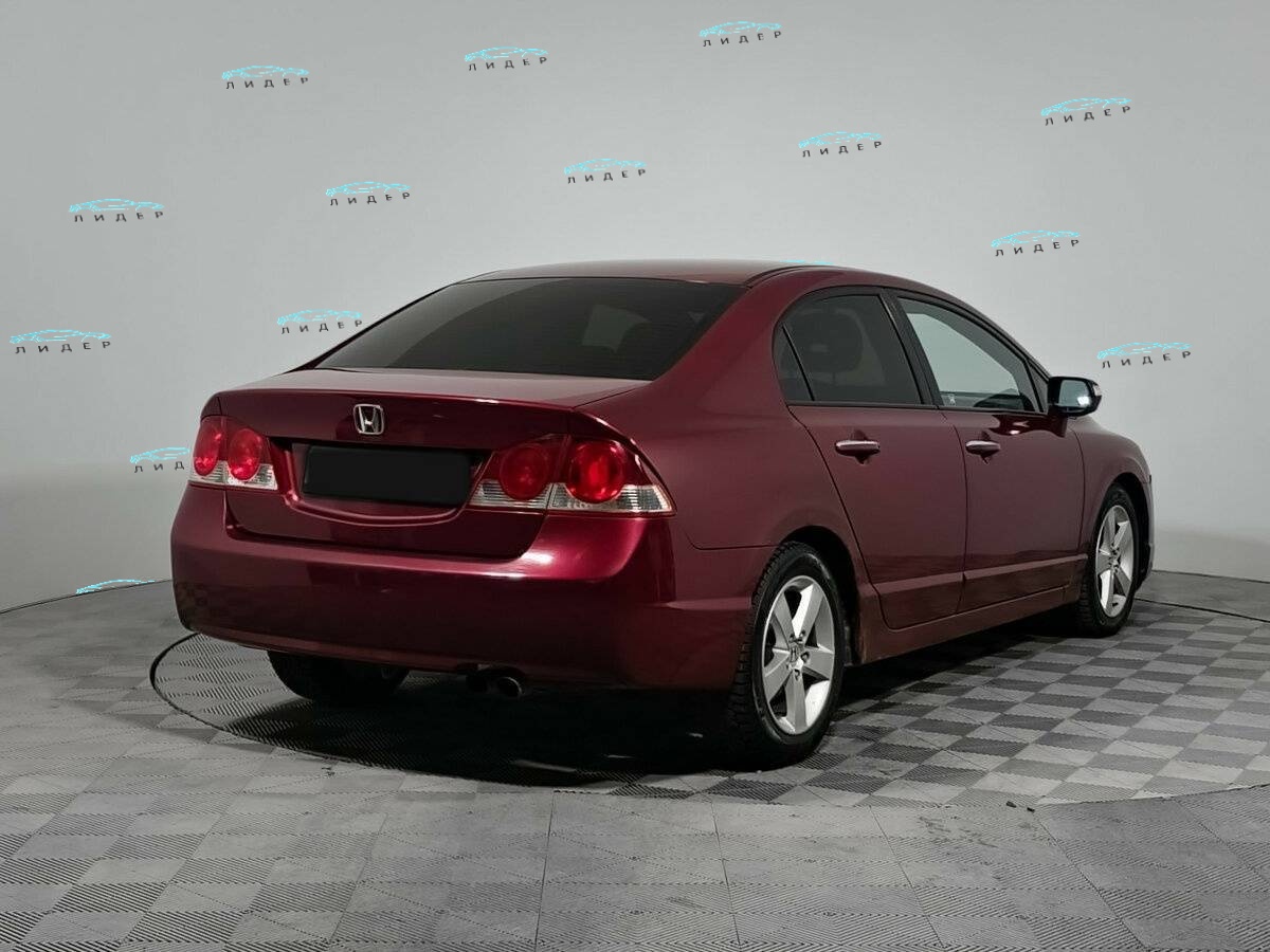 Б/У Хонда Цивик 2007 года. Фото: #7
