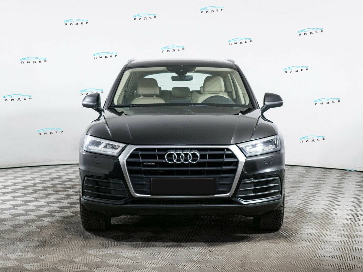 Б/У Ауди К5 2017 года. Фото: #1